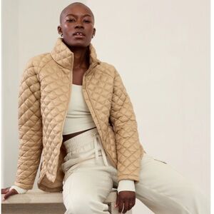 Athleta Quilted Whisper Featherless Puffer Jacket in Dune